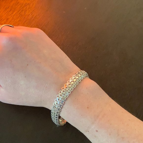 Shiny Woven Pattern 925 Sterling Silver Bracelet - Picture 6 of 6